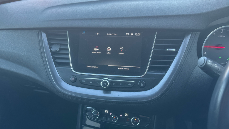 Vauxhall Grandland X 1.5 Turbo D Business Edition Nav 5dr Diesel Hatchback